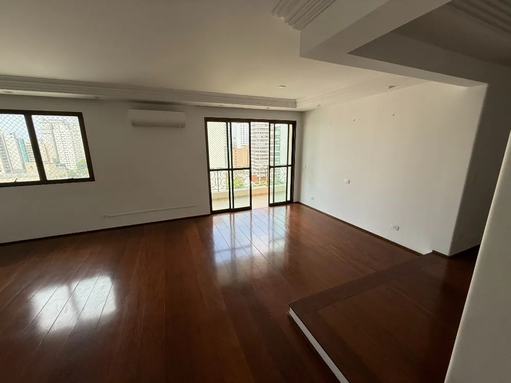 Apartamento, 4 quartos, 196 m² - Foto 2