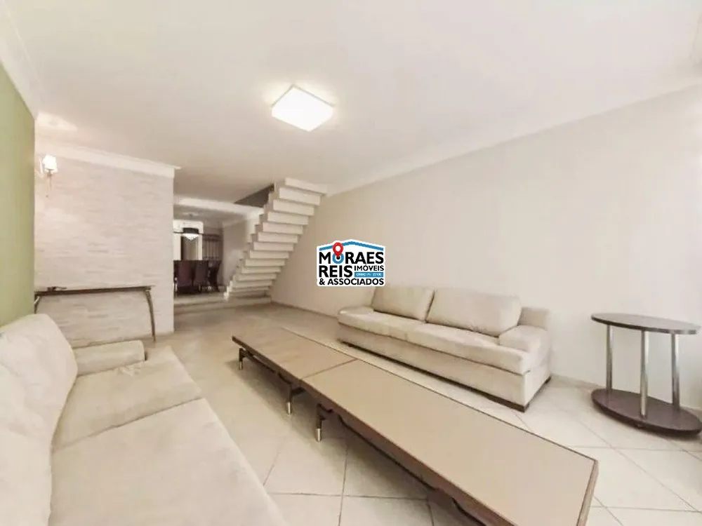 Sobrado, 3 quartos, 240 m² - Foto 1