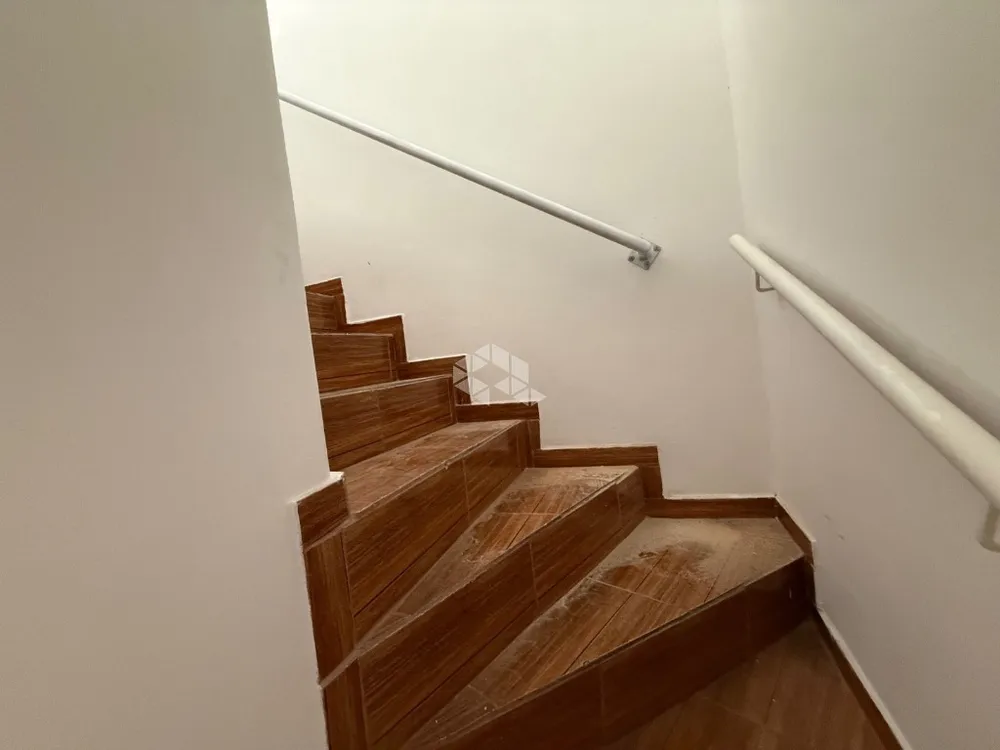 Casa, 5 quartos, 230 m² - Foto 3