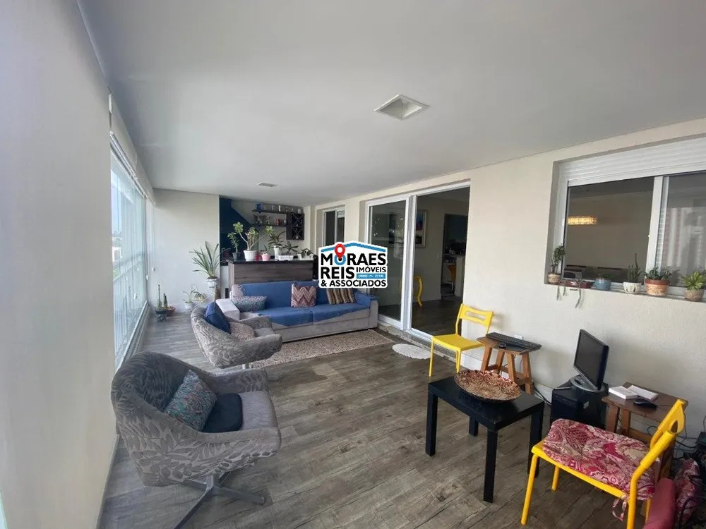 Apartamento, 3 quartos, 147 m² - Foto 1