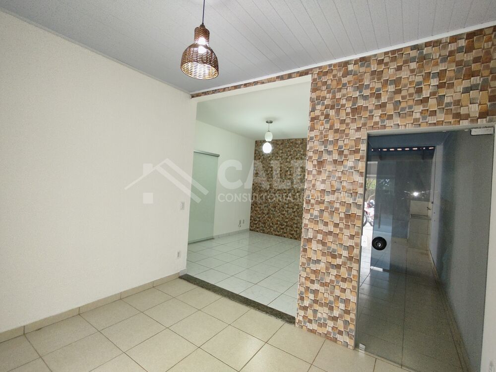 Casa, 3 quartos, 271 m² - Foto 1