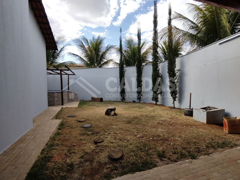 Casa, 3 quartos, 271 m² - Foto 3