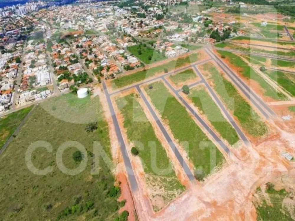 Terreno à venda, 300m² - Foto 1