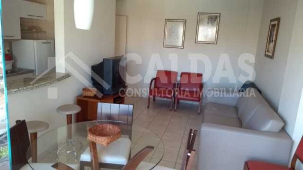 Apartamento à venda com 2 quartos, 66m² - Foto 2