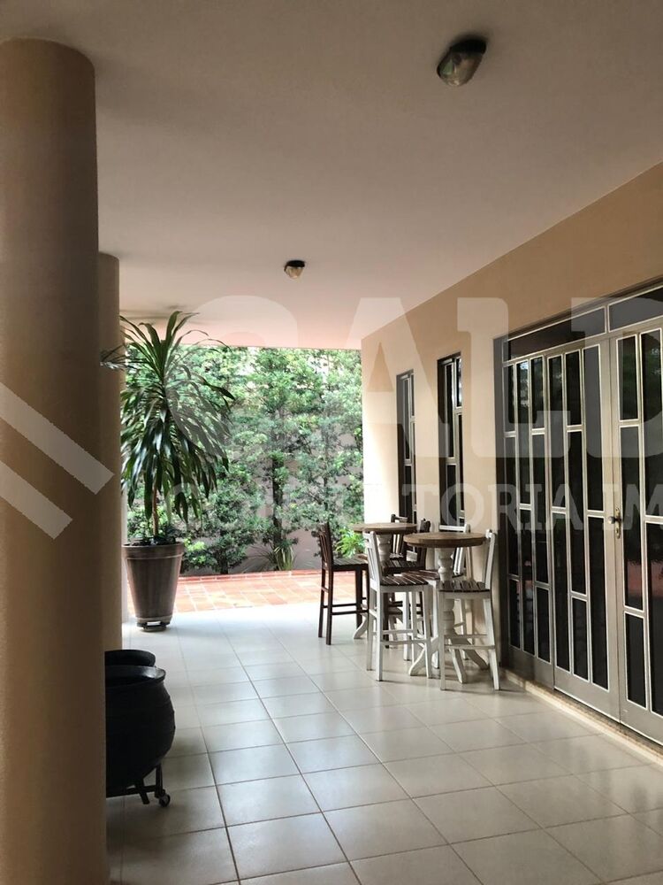 Casa à venda com 4 quartos - Foto 1