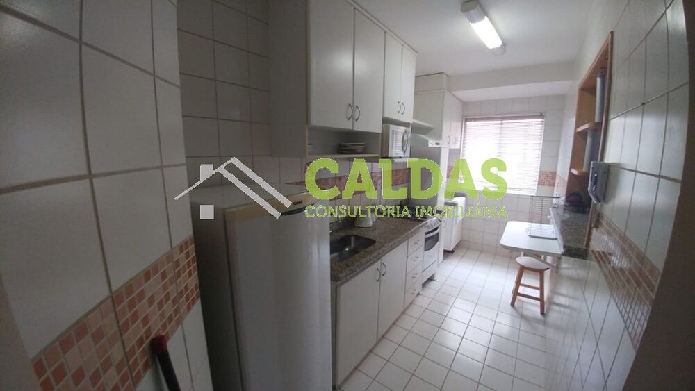 Apartamento à venda com 2 quartos, 75m² - Foto 4