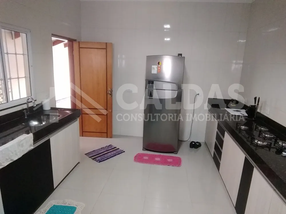 Casa, 3 quartos - Foto 1