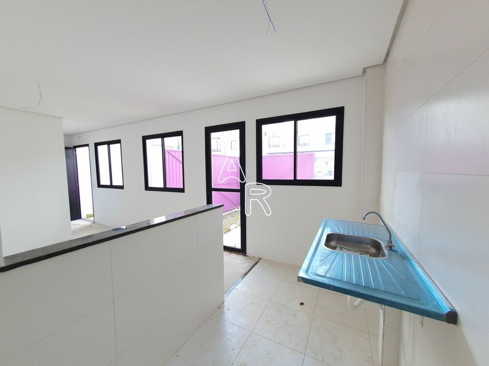 Casa de Condomínio à venda com 2 quartos, 67m² - Foto 8