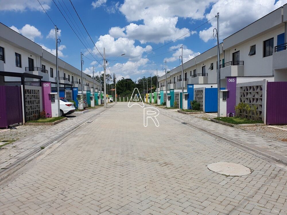 Casa de Condomínio à venda com 2 quartos, 67m² - Foto 1