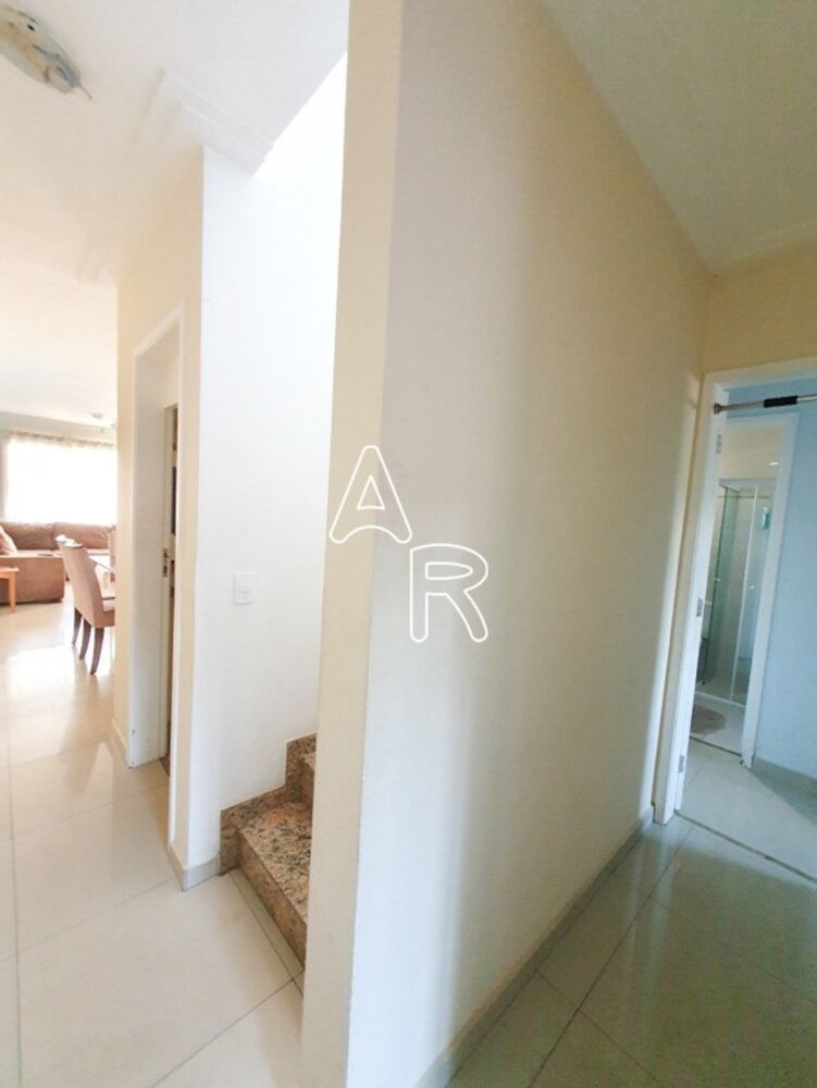 Casa, 3 quartos, 134 m² - Foto 1