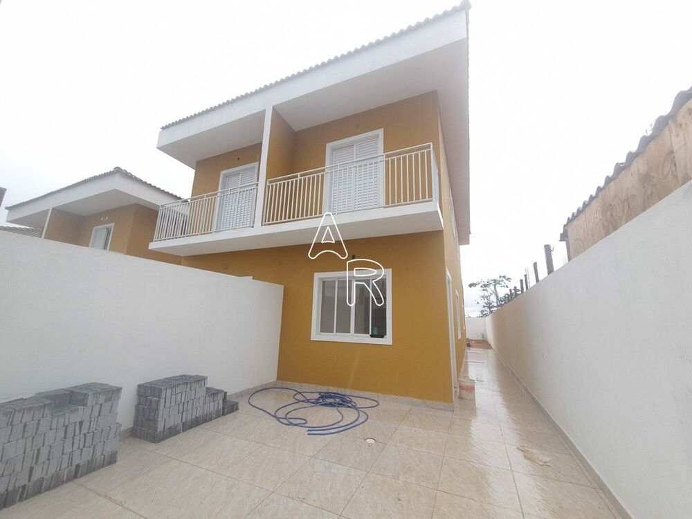 Casa, 3 quartos, 79 m² - Foto 1