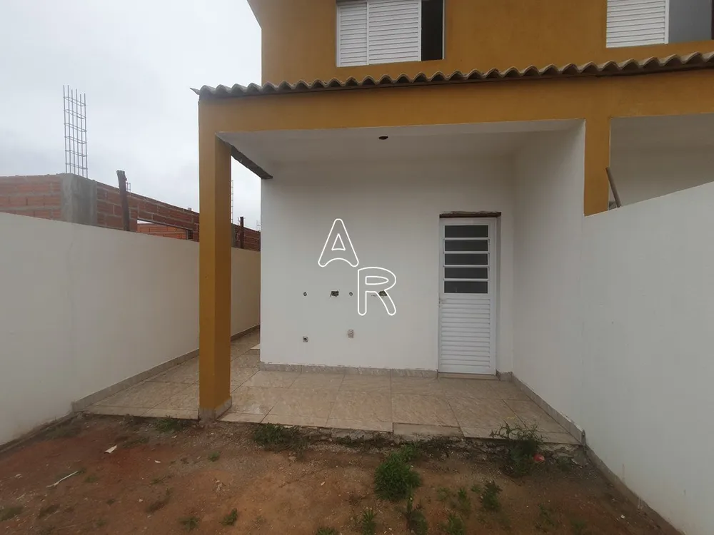 Casa, 3 quartos, 79 m² - Foto 2