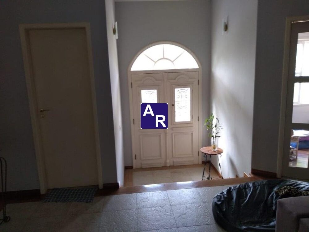 Casa de Condomínio à venda com 3 quartos, 450m² - Foto 4
