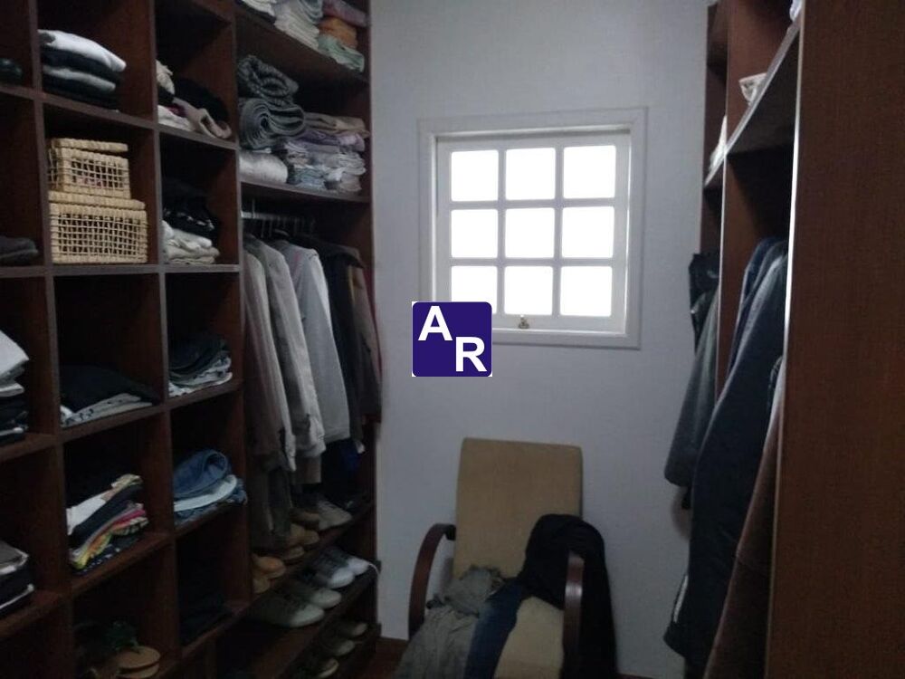 Casa de Condomínio à venda com 3 quartos, 450m² - Foto 11