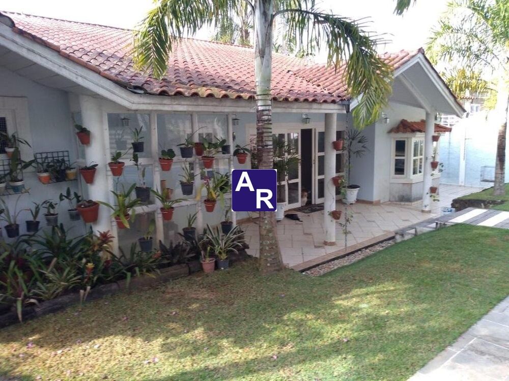 Casa de Condomínio à venda com 3 quartos, 450m² - Foto 17