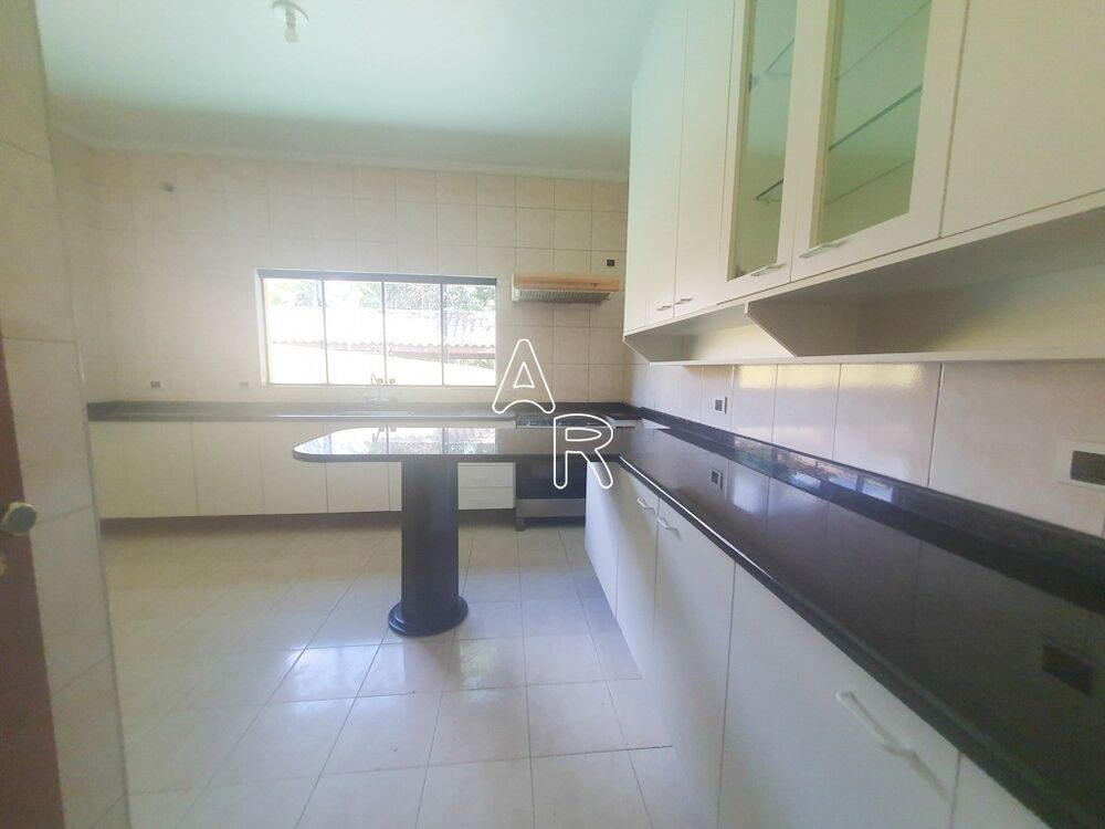 Casa à venda e aluguel com 3 quartos, 341m² - Foto 6