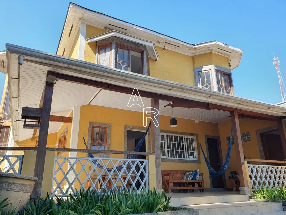 Casa, 3 quartos, 295 m² - Foto 1