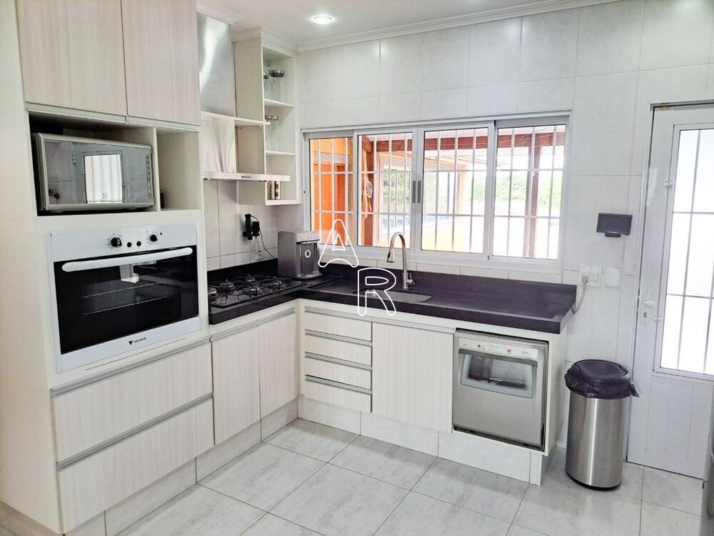 Casa, 3 quartos, 295 m² - Foto 30