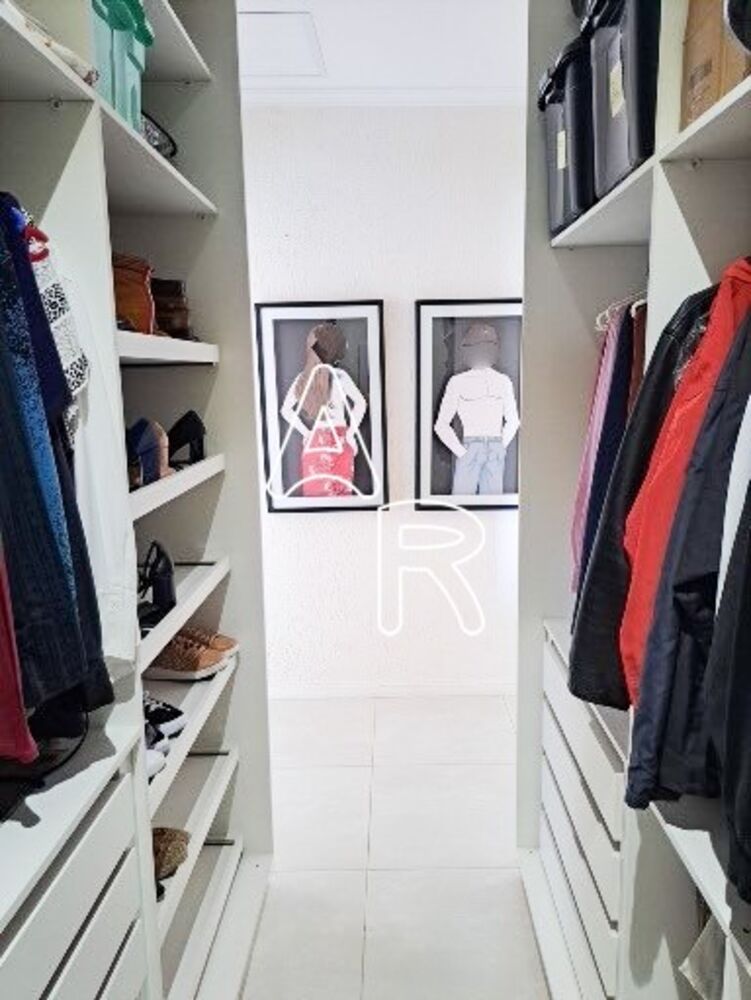 Casa, 3 quartos, 295 m² - Foto 36