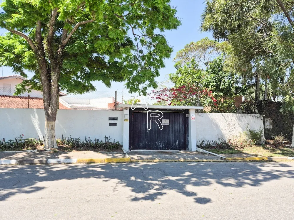 Casa, 4 quartos, 245 m² - Foto 1
