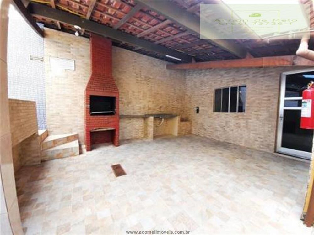 Casa à venda com 2 quartos, 90m² - Foto 4