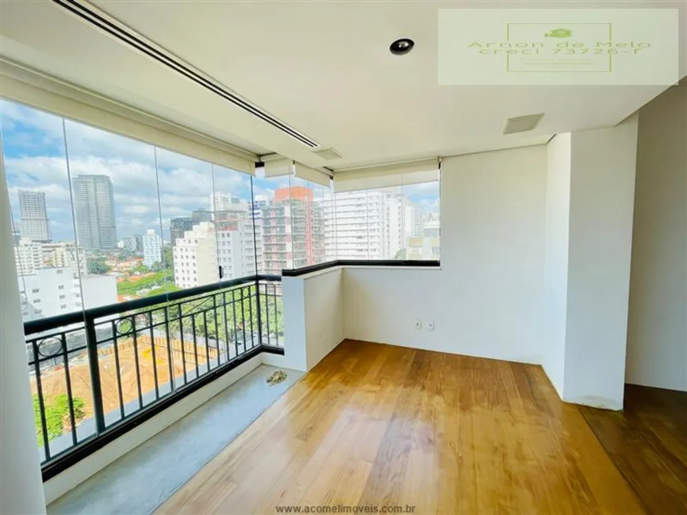 Apartamento, 3 quartos, 215 m² - Foto 1