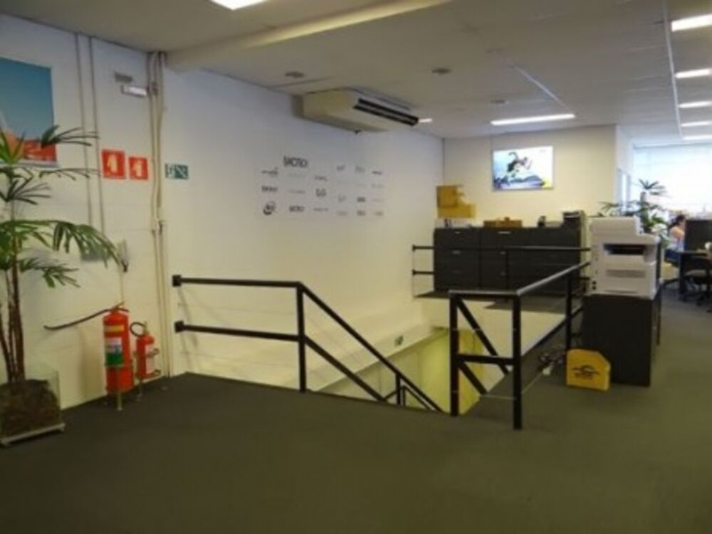 Depósito-Galpão, 600 m² - Foto 1