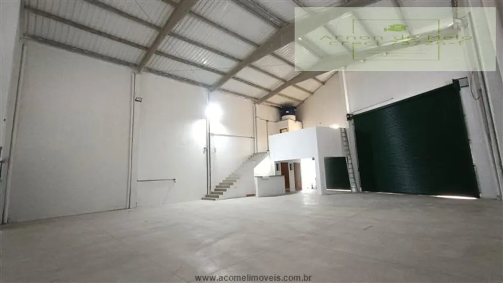Depósito-Galpão, 240 m² - Foto 1