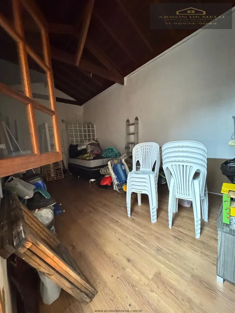 Casa, 3 quartos, 202 m² - Foto 1