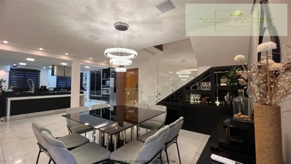 Cobertura, 3 quartos, 257 m² - Foto 1