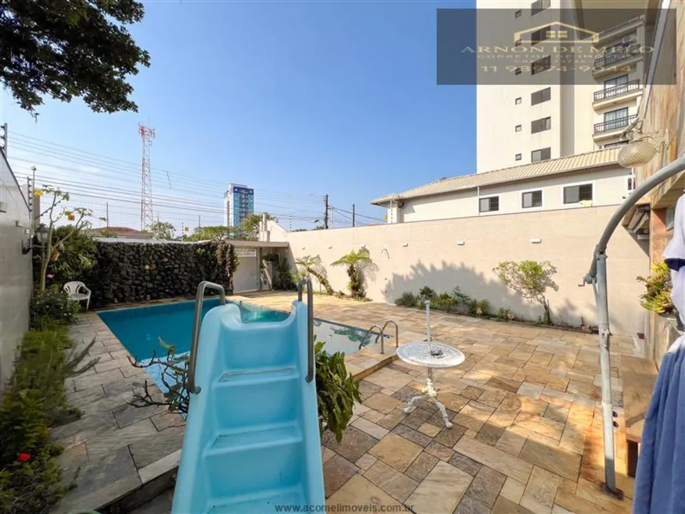 Casa, 4 quartos, 254 m² - Foto 1