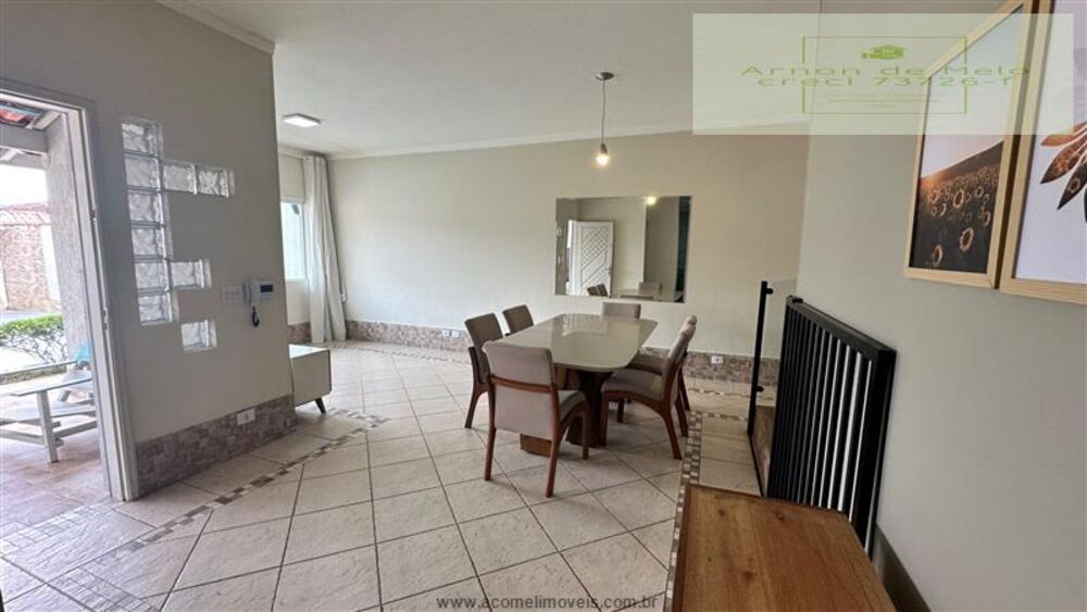 Casa à venda com 3 quartos, 211m² - Foto 14