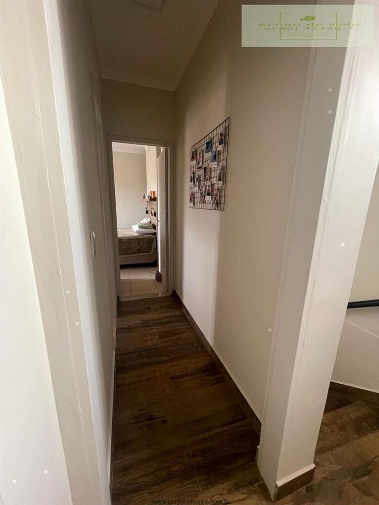 Casa à venda com 3 quartos, 211m² - Foto 20