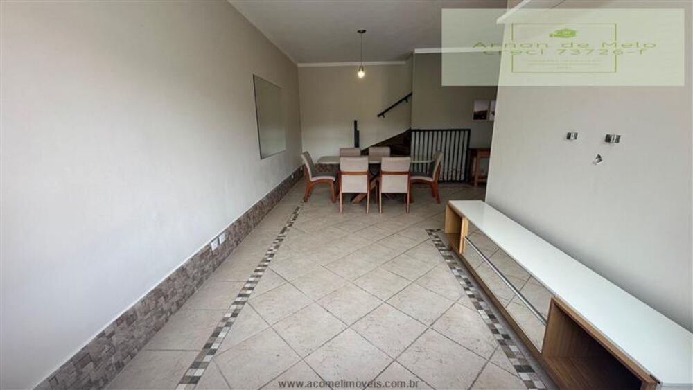 Casa à venda com 3 quartos, 211m² - Foto 13