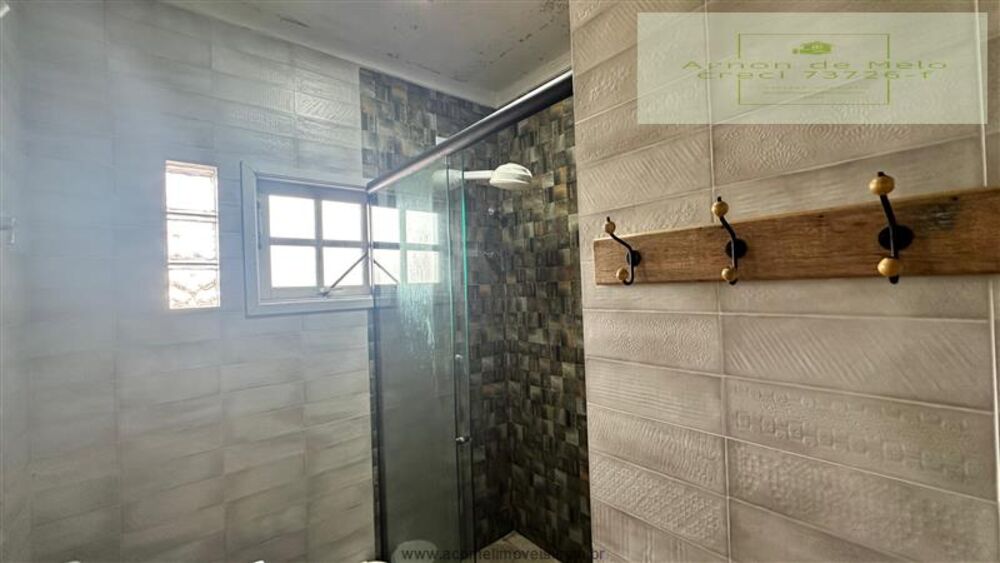 Casa à venda com 3 quartos, 211m² - Foto 8