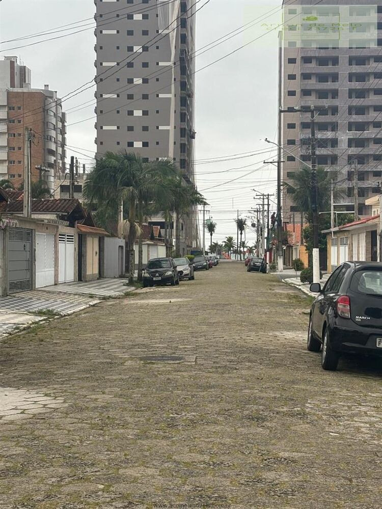 Casa à venda com 3 quartos, 211m² - Foto 10