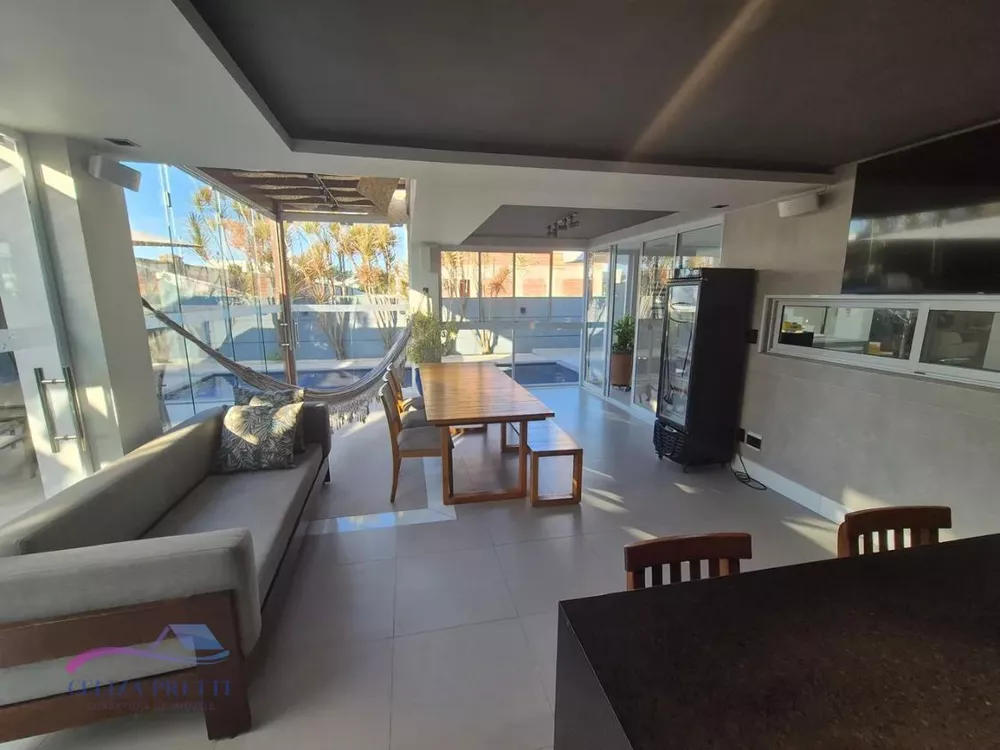 Casa, 4 quartos, 350 m² - Foto 1