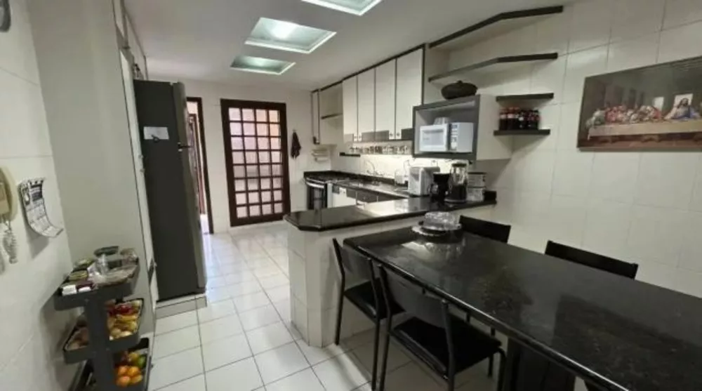 Casa, 3 quartos, 300 m² - Foto 3