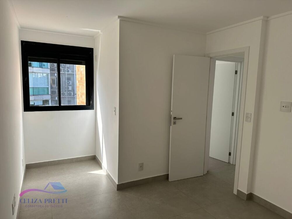 Apartamento, 3 quartos, 77 m² - Foto 2