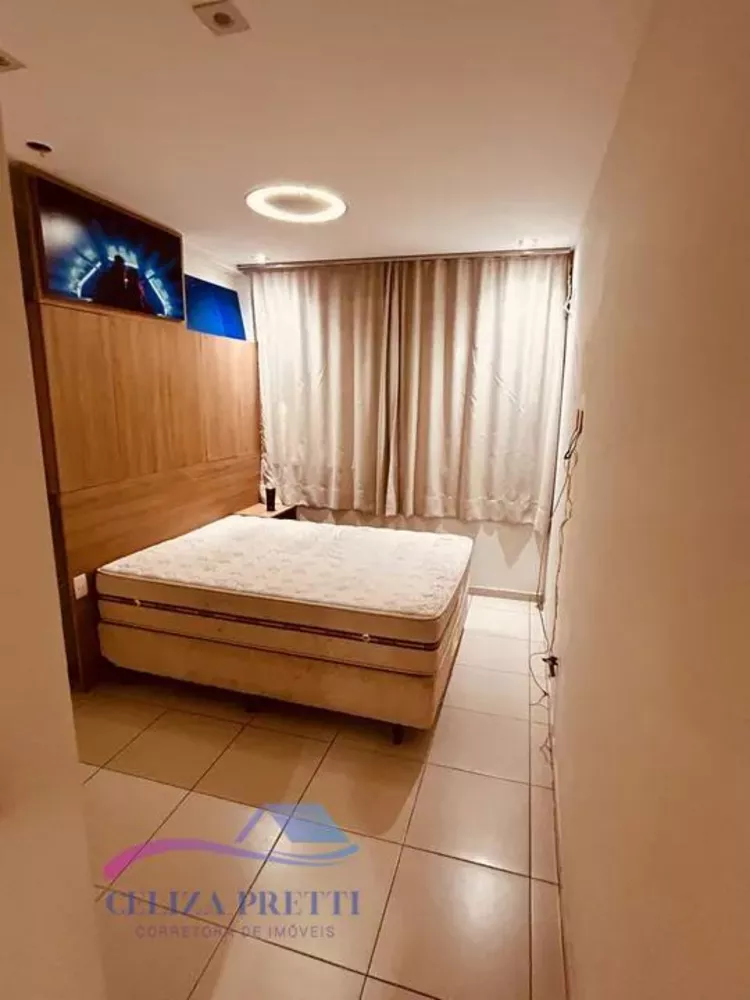 Apartamento à venda com 2 quartos, 72m² - Foto 3