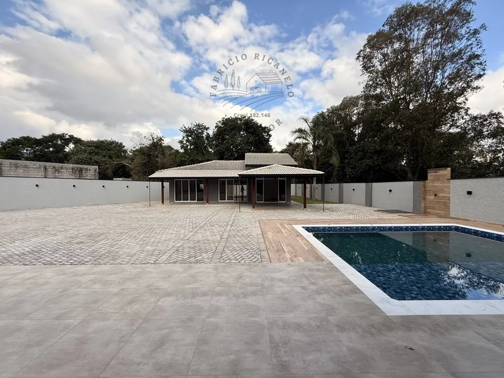 Chácara, 4 quartos, 1000 m² - Foto 1