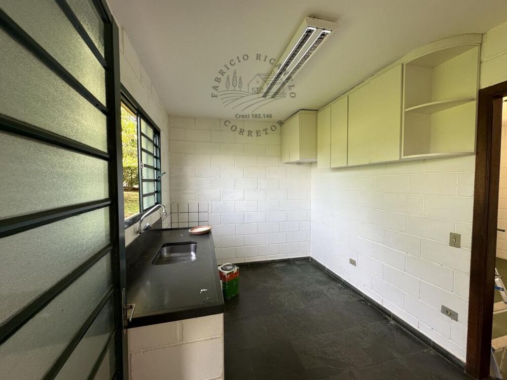 Casa de Condomínio à venda com 3 quartos, 2000m² - Foto 1