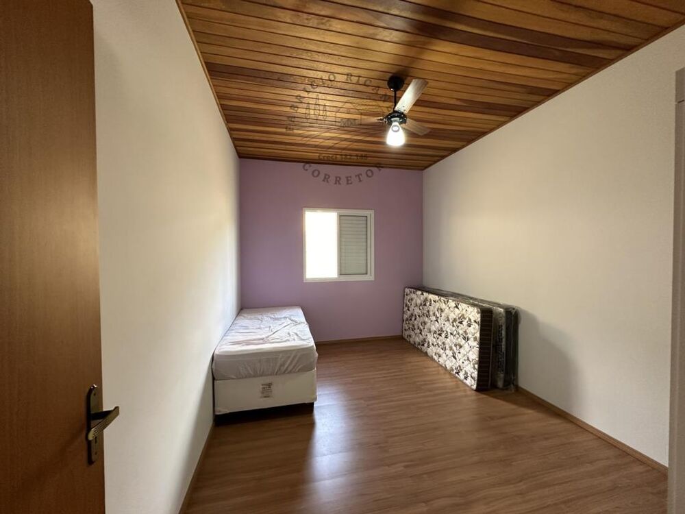 Chácara, 3 quartos, 1567 m² - Foto 2