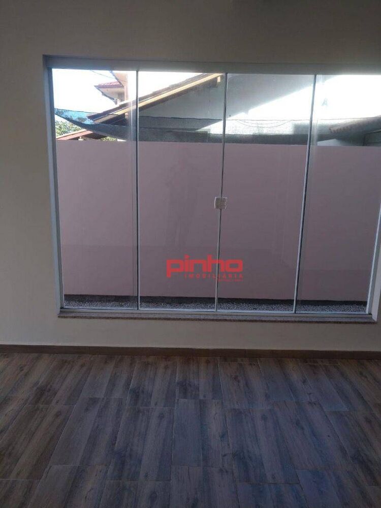 Casa para alugar com 3 quartos, 90m² - Foto 6