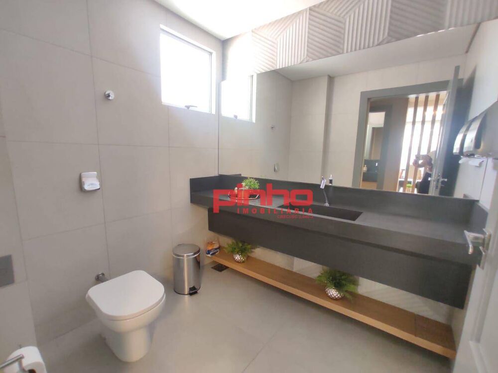 Apartamento, 3 quartos, 138 m² - Foto 2