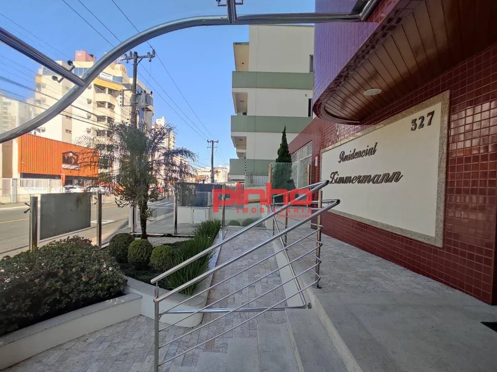 Apartamento, 3 quartos, 138 m² - Foto 2