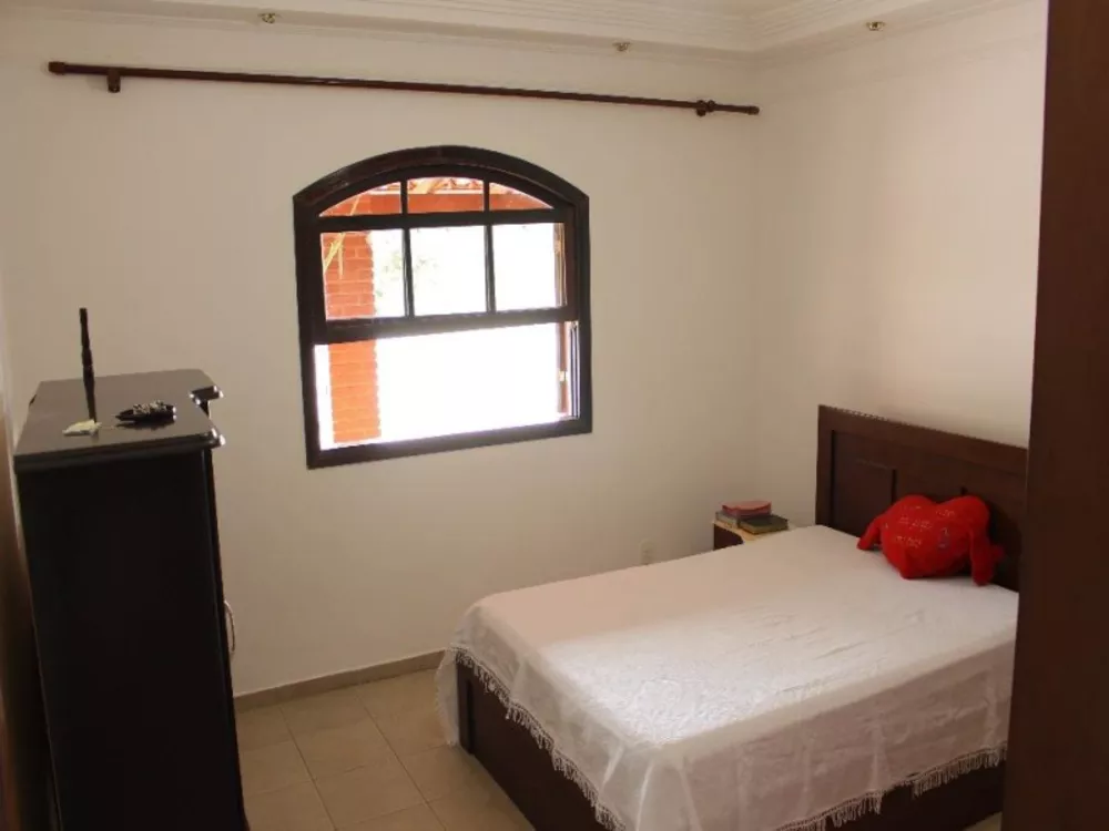 Chácara, 3 quartos, 1080 m² - Foto 7