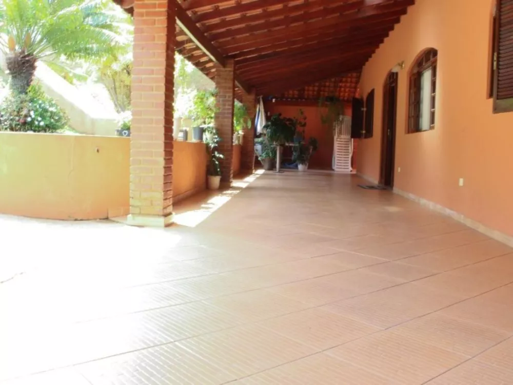 Chácara, 3 quartos, 1080 m² - Foto 8