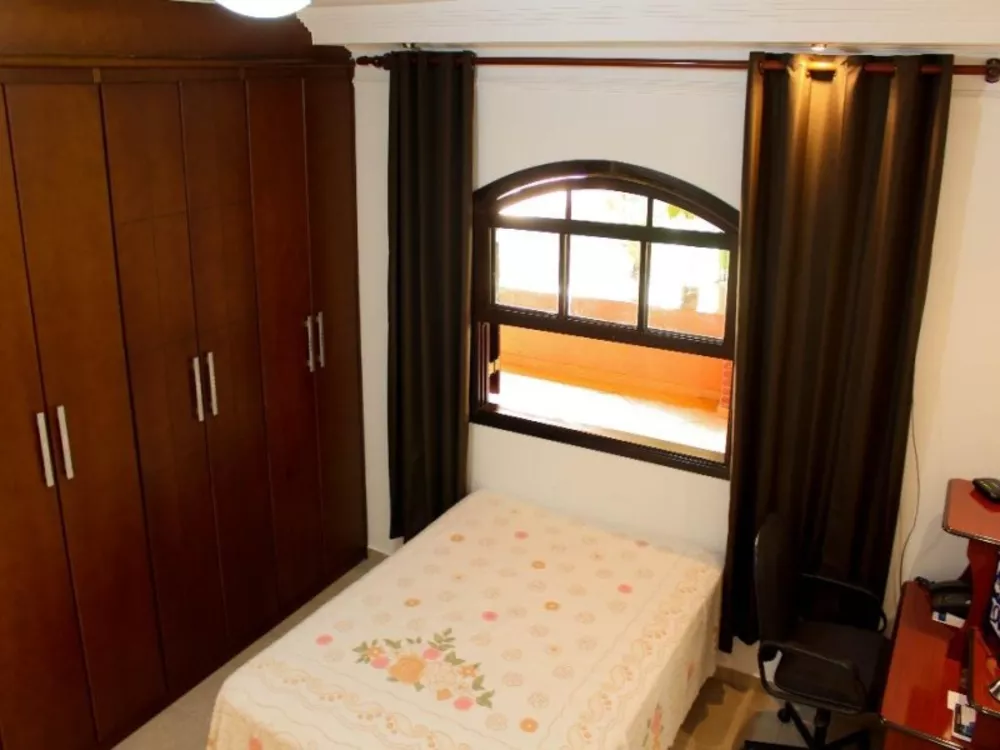 Chácara, 3 quartos, 1080 m² - Foto 3