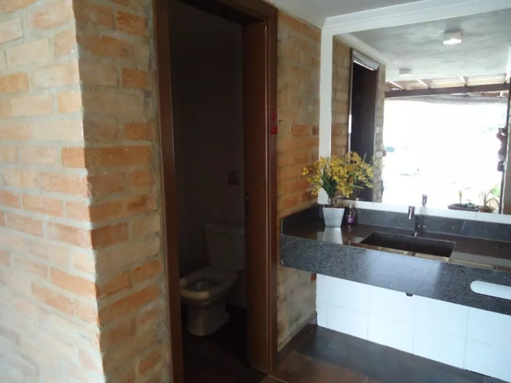 Casa à venda com 4 quartos, 1750m² - Foto 5